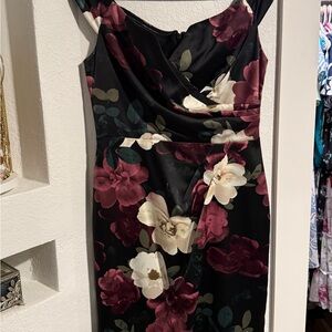 Elegant Floral Midi Dress in Black and Burgundy